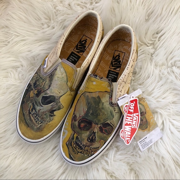 vans skull slip ons